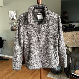 Thread & Supply Charcoal Fleece Pullover